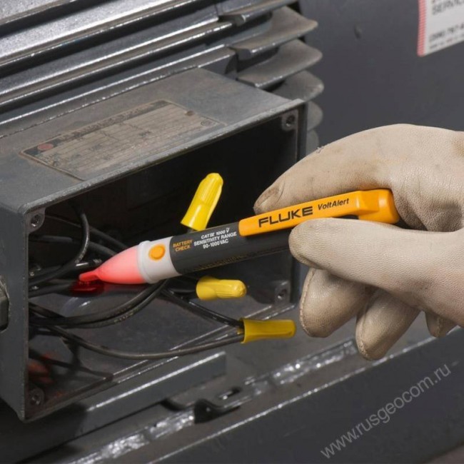 Детектор напряжения Fluke 2AC/200-1000V5 Детектор напряжения Fluke 2AC/200-1000V5