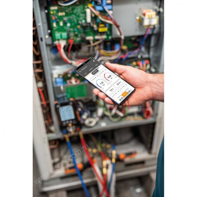 Цифровой манометрический коллектор Testo 550s комплект 3 в кейсе c шлангами Цифровой манометрический коллектор Testo 550s комплект 3 в кейсе c шлангами