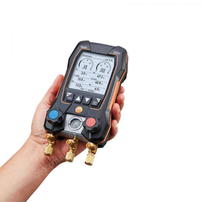 Цифровой манометрический коллектор Testo 550s комплект 3 в кейсе c шлангами Цифровой манометрический коллектор Testo 550s комплект 3 в кейсе c шлангами