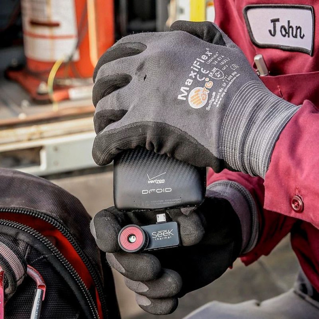 Тепловизор Seek Thermal Compact PRO Тепловизор Seek Thermal Compact PRO